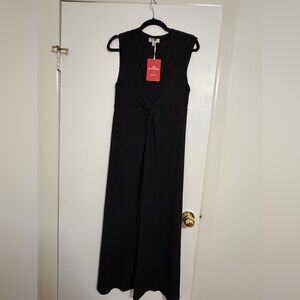 Old Navy Black Sleeveless Dress